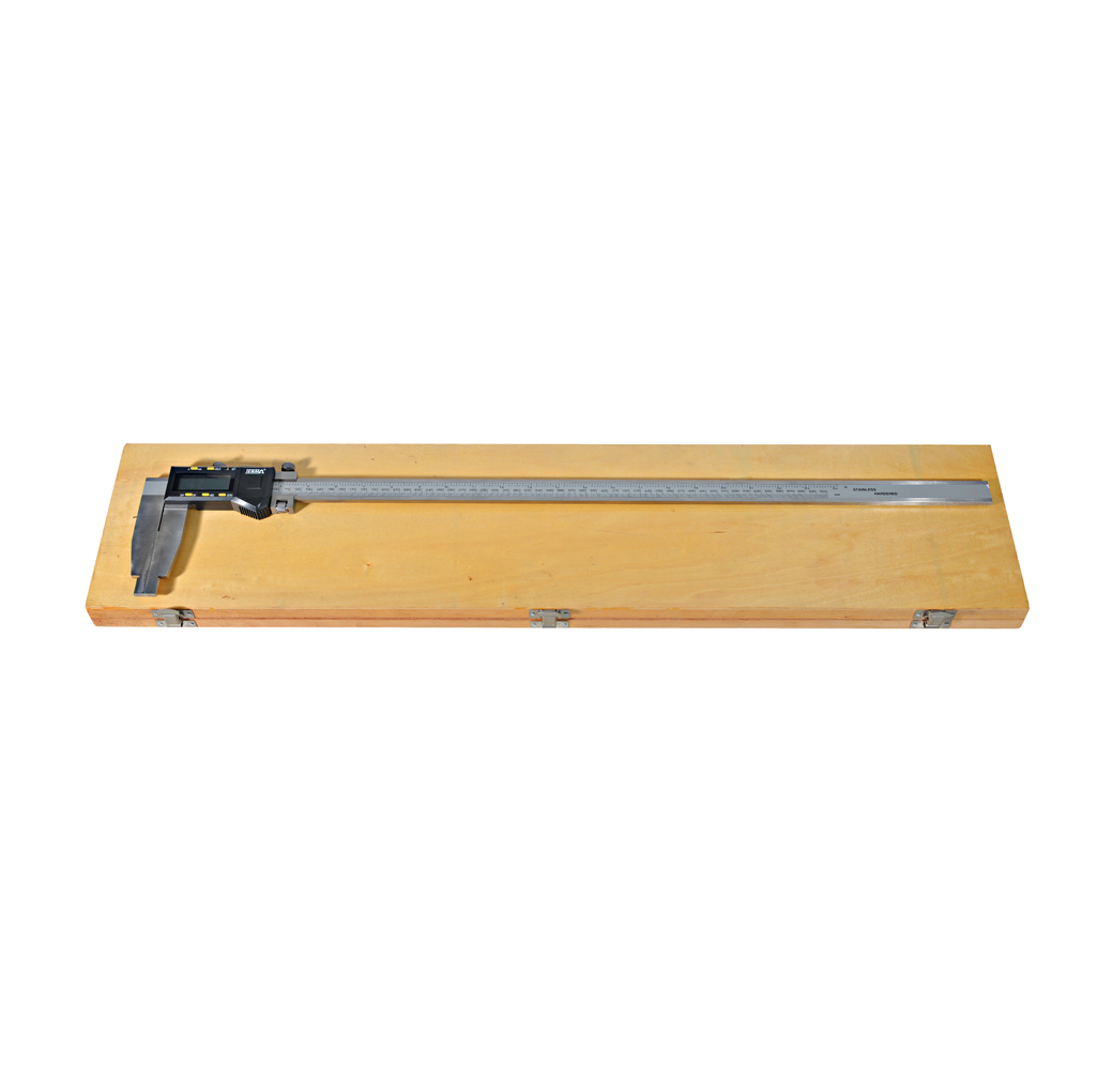 Thước điện tử 600
